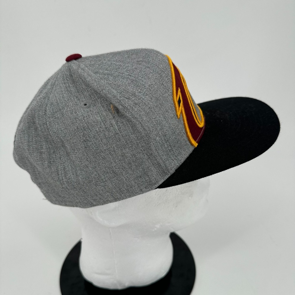 Cleveland Cavaliers Hat Cap UNISEX Mitchell & Ness NBA Basketball Snapback - Picture 13 of 15